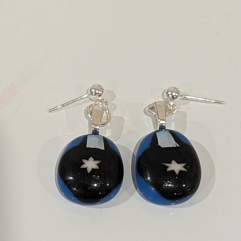 Artisan Handmade glass earrings with dichroic gold glass. Sterling